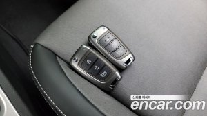 Hyundai Venue 1.6 Smart 2021 года из Южной Кореи