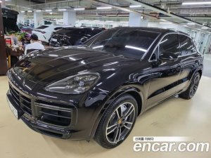 Porsche Cayenne 4.0 Turbo 2020 года из Южной Кореи