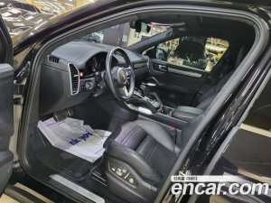 Porsche Cayenne 4.0 Turbo 2020 года из Южной Кореи