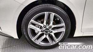 Kia K3 Signature 2021 года из Южной Кореи