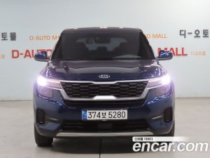 Kia Seltos Бензин 1.6 Turbo 2WD 2021 года из Южной Кореи