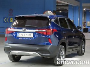 Kia Seltos Бензин 1.6 Turbo 2WD 2021 года из Южной Кореи