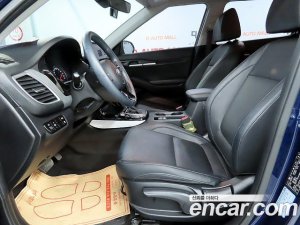 Kia Seltos Бензин 1.6 Turbo 2WD 2021 года из Южной Кореи