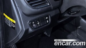 Kia Seltos Бензин 1.6 Turbo 2WD 2020 года из Южной Кореи