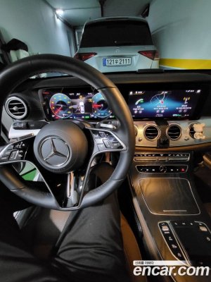 Mercedes-Benz E-Class E350 4MATIC Avantgarde 2021 года из Южной Кореи