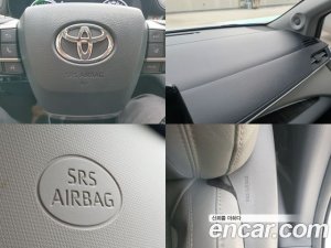 Toyota Sienna 2.5 HYBRID 2WD 2021 года из Южной Кореи