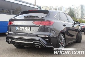 Kia K3 1.6 Turbo GT 5Door 2022 года из Южной Кореи
