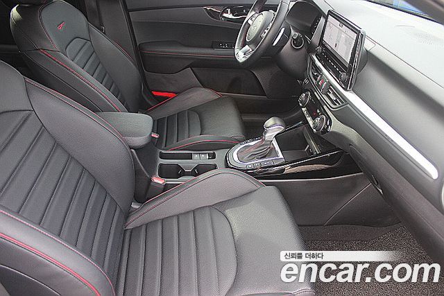 36167909_020.jpg Kia K3 1.6 Turbo GT 5Door 2022 года из Южной Кореи