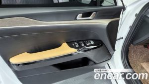 Kia K5 2.0 2021 года из Южной Кореи