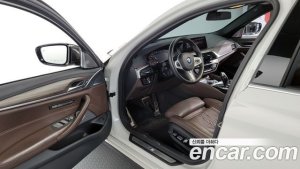 BMW 5-Series 530i xDrive M Sport Plus 2020 года из Южной Кореи