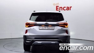 Kia Seltos Дизель 1.6 2WD 2020 года из Южной Кореи