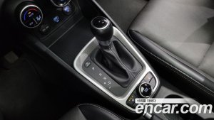 Hyundai Venue 1.6 Modern 2020 года из Южной Кореи