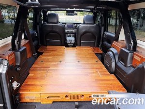 Jeep Wrangler 2.0 Overland Unlimited Top 4Door 2021 года из Южной Кореи