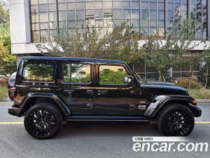 Jeep Wrangler 2.0 Overland Unlimited Top 4Door 2021 года из Южной Кореи