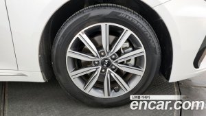 Kia K5 2.0 2020 года из Южной Кореи