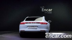 Porsche Panamera 3.0 AWD 2020 года из Южной Кореи