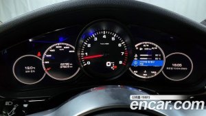 Porsche Panamera 3.0 AWD 2020 года из Южной Кореи