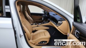 Porsche Panamera 3.0 AWD 2020 года из Южной Кореи