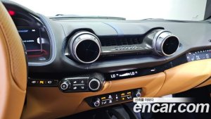 Ferrari 812 6.5 V12 2020 года из Южной Кореи