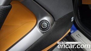 Ferrari 812 6.5 V12 2020 года из Южной Кореи