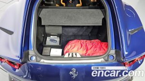 Ferrari 812 6.5 V12 2020 года из Южной Кореи