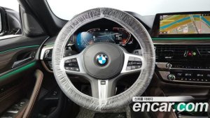 BMW 5-Series 520i M Sport 2020 года из Южной Кореи