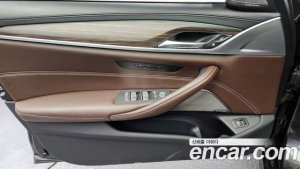 BMW 5-Series 520i M Sport 2020 года из Южной Кореи