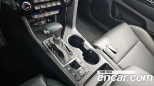 Kia Sportage Дизель 1.6 2WD 2022 года из Южной Кореи