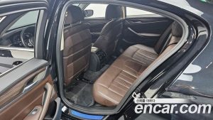 BMW 5-Series 520d Luxury Plus 2020 года из Южной Кореи