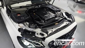 Mercedes-Benz E-Class E250 Avantgarde 2020 года из Южной Кореи