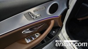 Mercedes-Benz E-Class E250 Avantgarde 2020 года из Южной Кореи