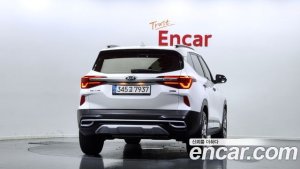 Kia Seltos Бензин 1.6 Turbo 2WD 2021 года из Южной Кореи