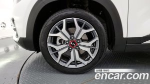 Kia Seltos Бензин 1.6 Turbo 2WD 2021 года из Южной Кореи