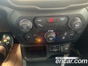 Jeep Renegade 1.6 Дизель Limited 2020 года из Южной Кореи