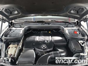 Mercedes-Benz GLE-Class GLE300d 4MATIC 2020 года из Южной Кореи