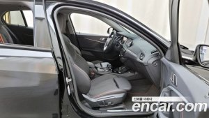 BMW 1-Series 118d Sport 2021 года из Южной Кореи