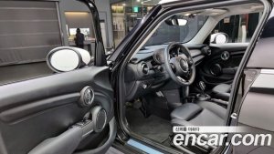 Mini Cooper 5Door HIGH 2021 года из Южной Кореи