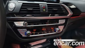 BMW X4 xDrive20d xLine 2020 года из Южной Кореи