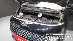 Hyundai Staria 4WD Lounge 9-Seater 2022 года из Южной Кореи