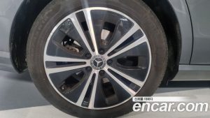 Mercedes-Benz E-Class E220d Avantgarde 2020 года из Южной Кореи
