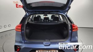 Kia Niro 1.6 HEV 2020 года из Южной Кореи