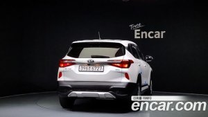 Kia Seltos Дизель 1.6 2WD 2020 года из Южной Кореи