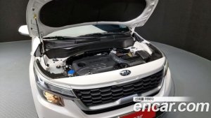 Kia Seltos Дизель 1.6 2WD 2020 года из Южной Кореи