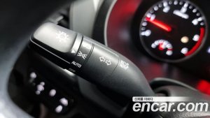 Kia Seltos Дизель 1.6 2WD 2020 года из Южной Кореи