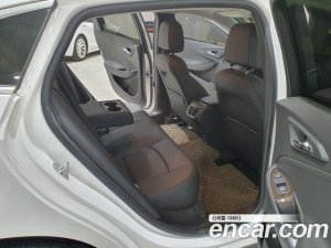 ChevroletGMDaewoo Malibu 1.3 Turbo Premium 2020 года из Южной Кореи