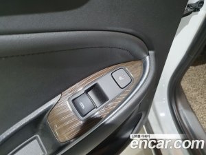 ChevroletGMDaewoo Malibu 1.3 Turbo Premium 2020 года из Южной Кореи