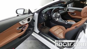 Mercedes-Benz C-Class C200 Cabriolet 2021 года из Южной Кореи