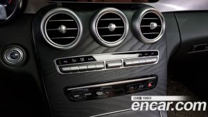 Mercedes-Benz C-Class C200 Cabriolet 2021 года из Южной Кореи