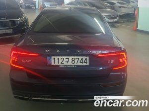 Volvo S60 B5 Inscription 2021 года из Южной Кореи