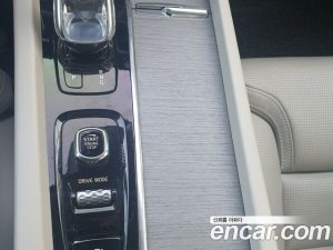 Volvo S60 B5 Inscription 2021 года из Южной Кореи
